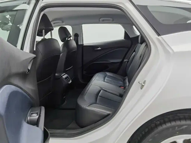 Buick Velite 6 — Фото автомобиля 15