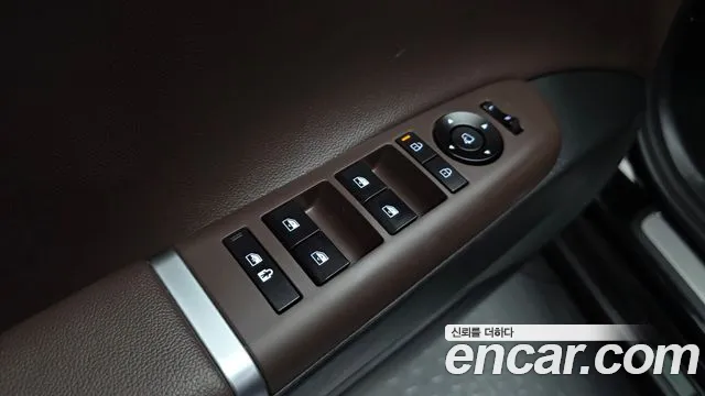 Hyundai Grandeur GN7 — Фото автомобиля 27