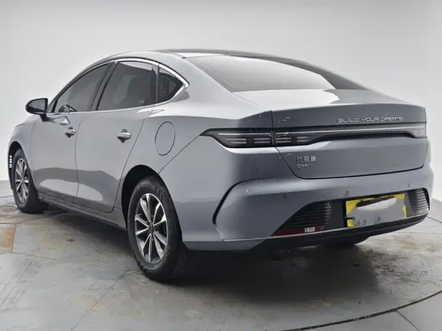 BYD Destroyer 05 — Фото автомобиля 4