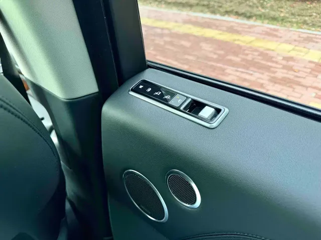Land Rover Range Rover — Фото автомобиля 4