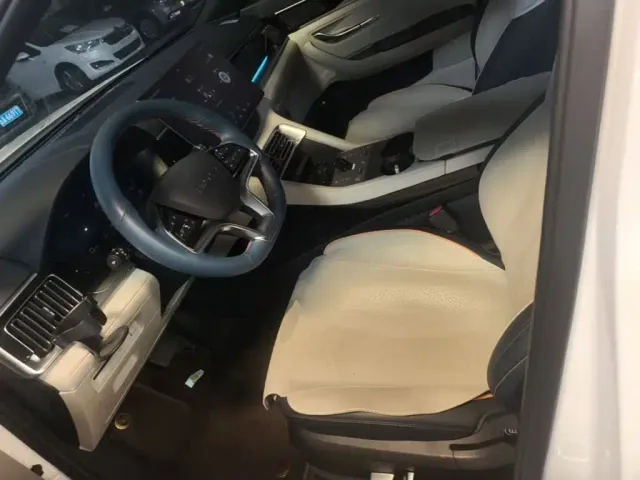 BYD Song PLUS — Фото автомобиля 14