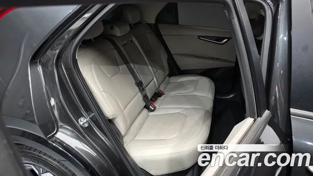 Kia Niro — Фото автомобиля 17