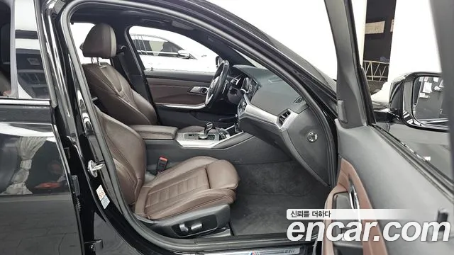 BMW 3-Series 3 серия (G20) 320i Touring M Sport — Фото автомобиля 11