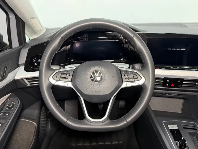 Volkswagen Golf — Фото автомобиля 13