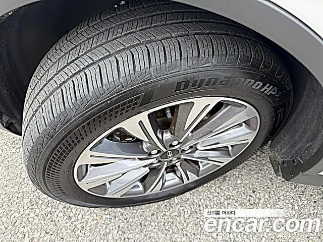 Lincoln Corsair Corsair 2.0 Reserve AWD — Фото автомобиля 5