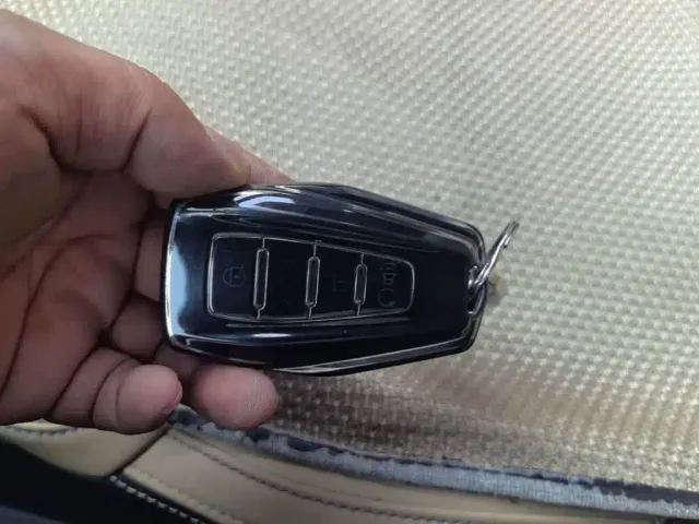 Geely Boyue L — Фото автомобиля 8