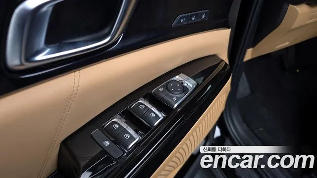 Kia Canival Carnival 4 поколение Бензин 9 мест Signature — Фото автомобиля 17
