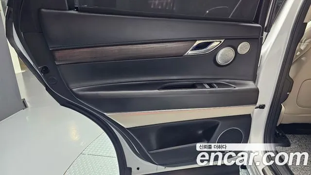 Genesis GV80 — Фото автомобиля 14