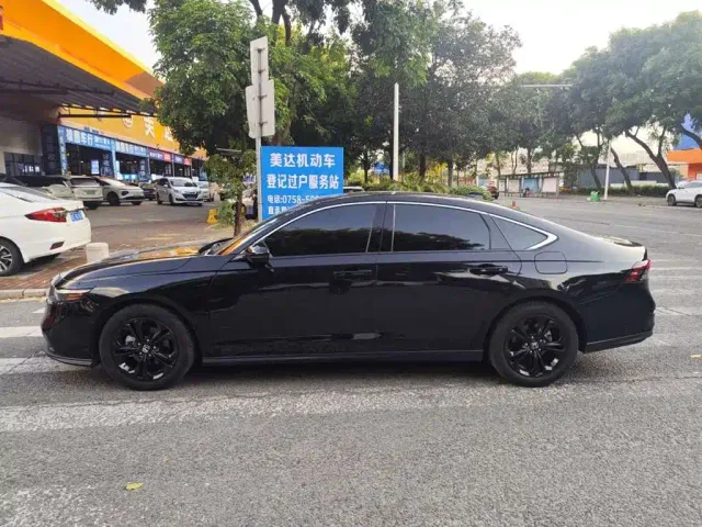 Honda Accord — Фото автомобиля 7