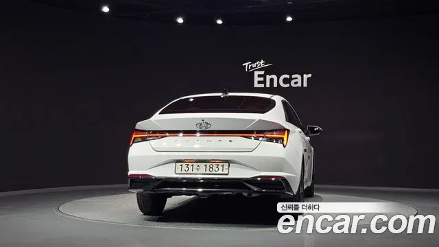 Hyundai Avante — Фото автомобиля 4