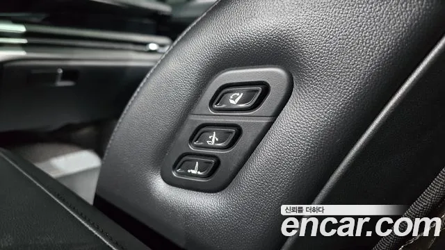 Hyundai Grandeur Grandeur (GN7) 3.5 LPG 2WD (Такси) — Фото автомобиля 20