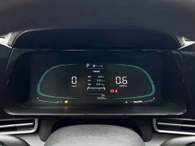 Hyundai Elantra — Фото автомобиля 21