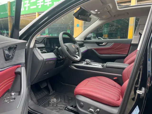 Hongqi HS5 — Фото автомобиля 4