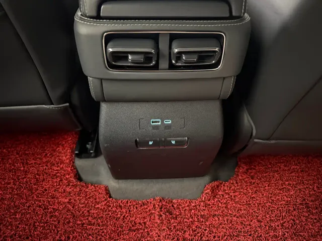 BYD FangChengBao Leopard 5 — Фото автомобиля 19
