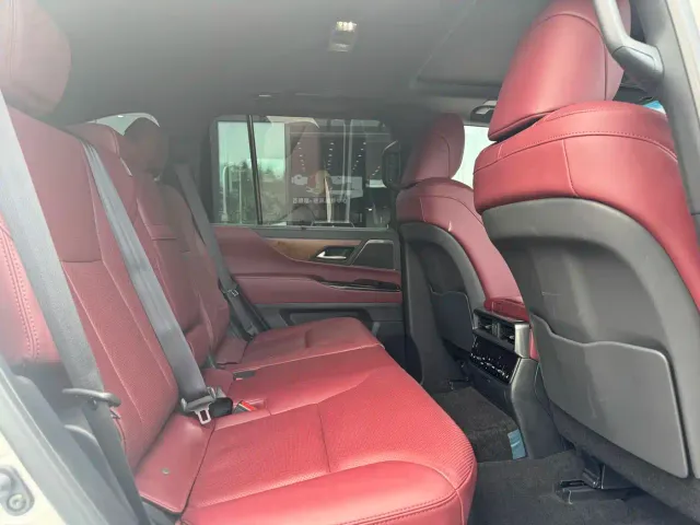 Lexus LX — Фото автомобиля 10