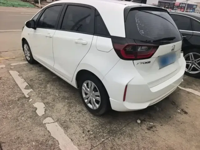 Honda Fit 2021 1.5L CVT Trend Edition — Фото автомобиля 4