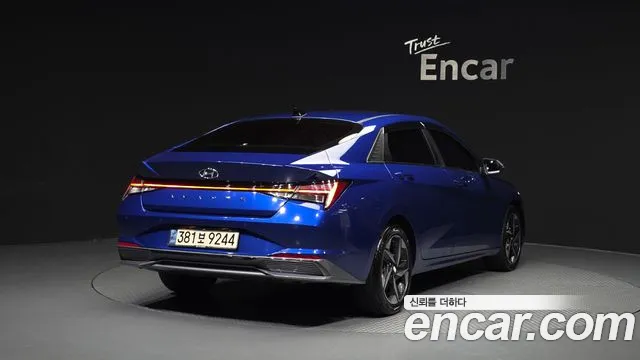 Hyundai AVANTE Inspiration — Фото автомобиля 2