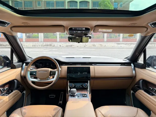 Land Rover Range Rover — Фото автомобиля 12