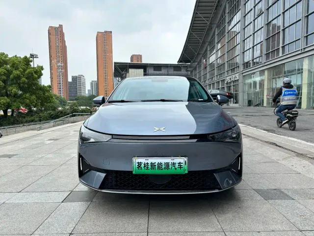 Xpeng P5 — Фото автомобиля 2