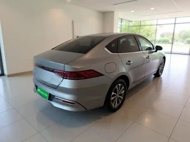 BYD Qin PLUS — Фото автомобиля 4