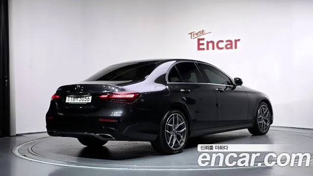 Mercedes-Benz E-Class W213 — Фото автомобиля 2