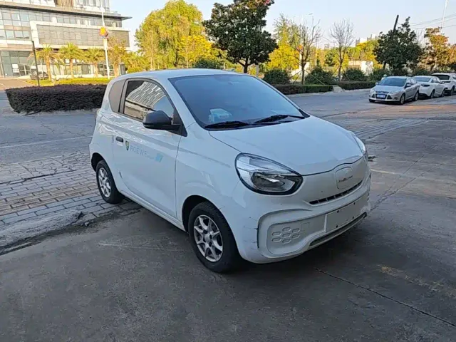 Roewe Clever — Фото автомобиля 3