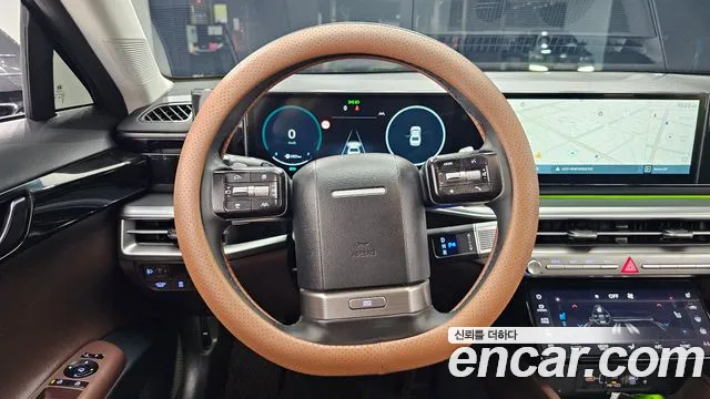 Hyundai Grandeur GN7 — Фото автомобиля 13