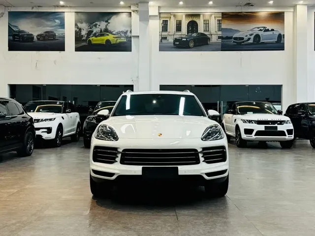 Porsche Cayenne — Фото автомобиля 2