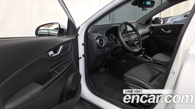 Hyundai Kona New — Фото автомобиля 15