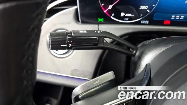Mercedes-Benz E-Class — Фото автомобиля 26