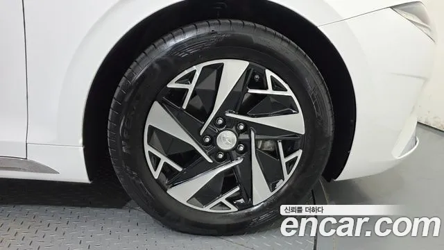 Hyundai Grandeur Exclusive — Фото автомобиля 21
