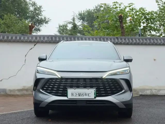 BYD Song L DM-i 2025 Smart Drive 160km Premium — Фото автомобиля 2