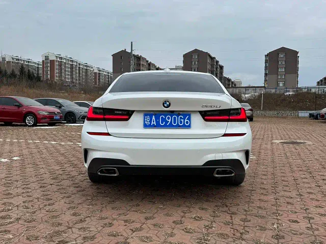 BMW 3 Series — Фото автомобиля 5