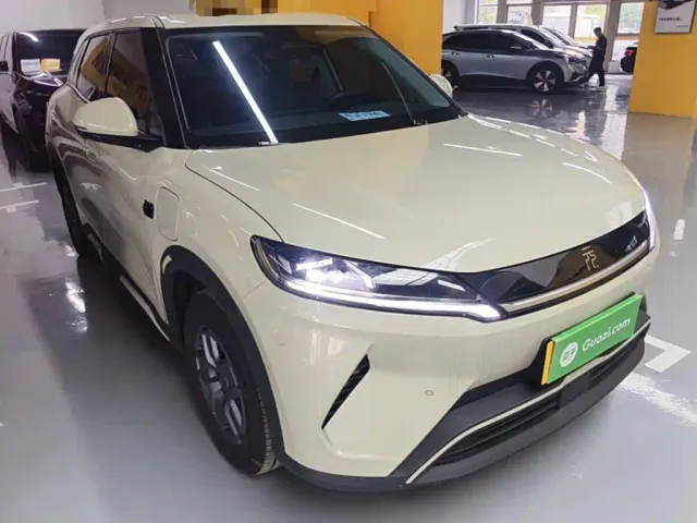 BYD Yuan UP — Фото автомобиля 3