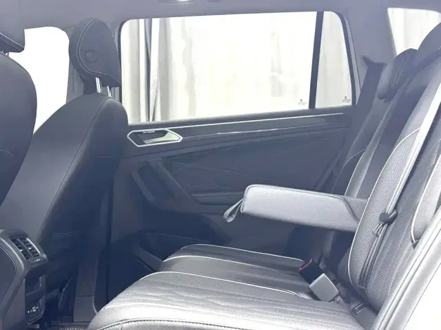 Volkswagen Tiguan L — Фото автомобиля 8