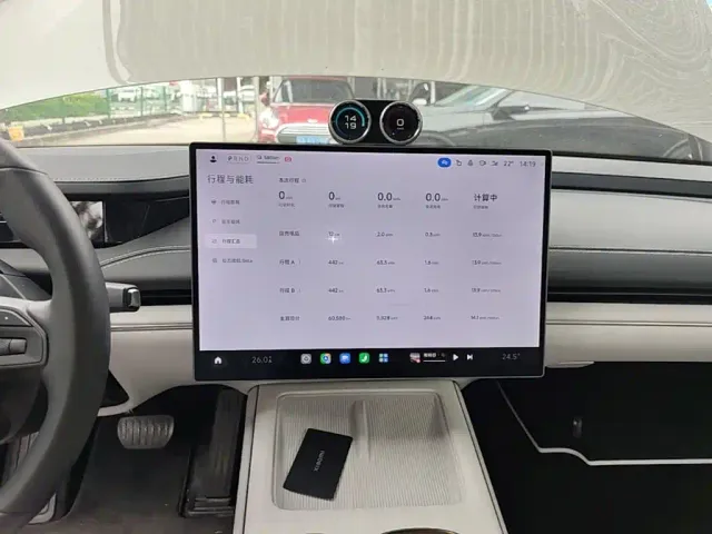 Xiaomi SU7 — Фото автомобиля 8