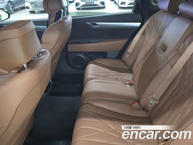 Genesis G80 RG3 — Фото автомобиля 12