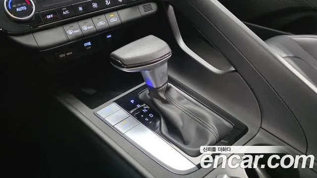 Hyundai Avante CN7 — Фото автомобиля 12