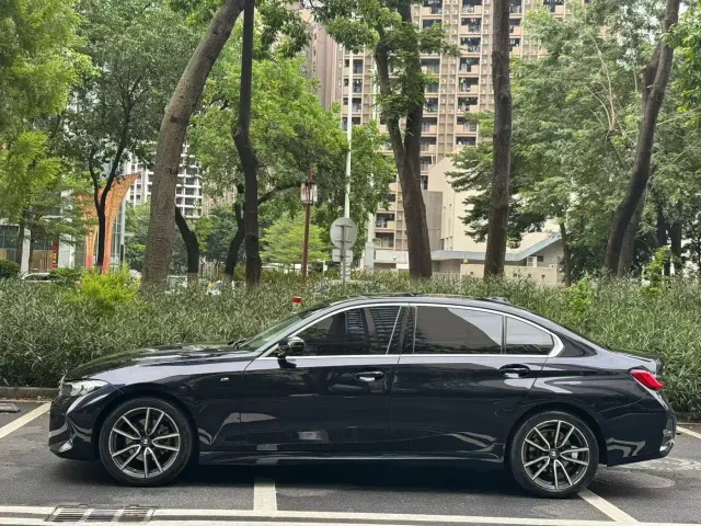 BMW 3 Series — Фото автомобиля 4