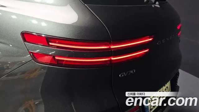 Genesis GV70 3.5T Бензин AWD — Фото автомобиля 20