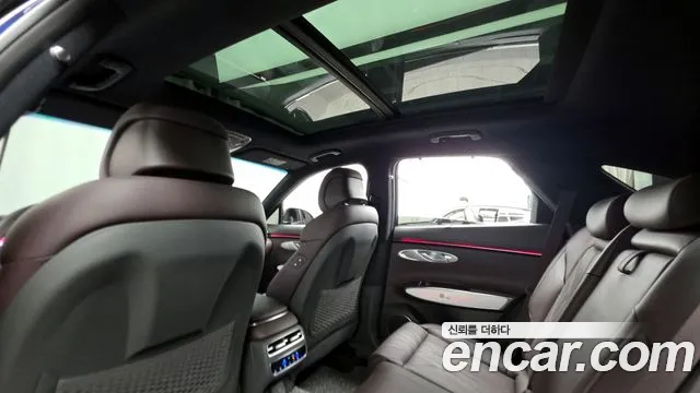 Genesis GV70 2.5T Бензин AWD — Фото автомобиля 16