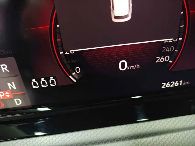 Volkswagen Golf — Фото автомобиля 11