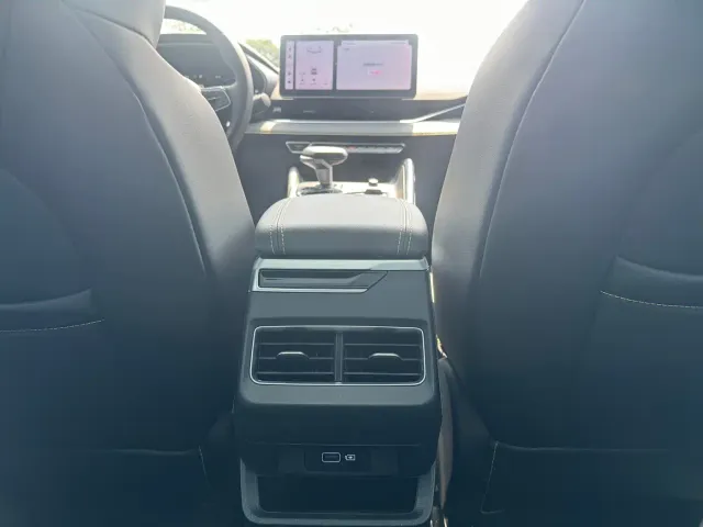 Geely Xingrui — Фото автомобиля 11