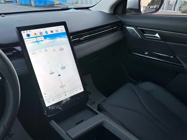 Xpeng G3 — Фото автомобиля 10