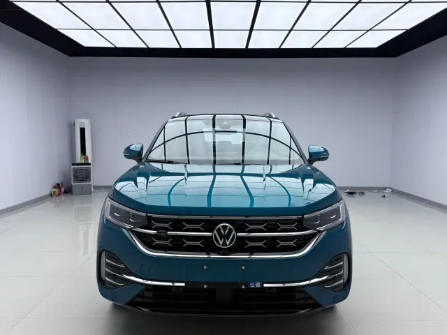 Volkswagen Tayron — Фото автомобиля 2
