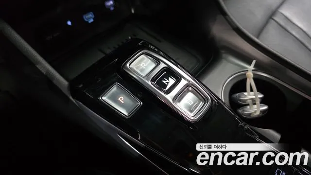 Hyundai Sonata — Фото автомобиля 12