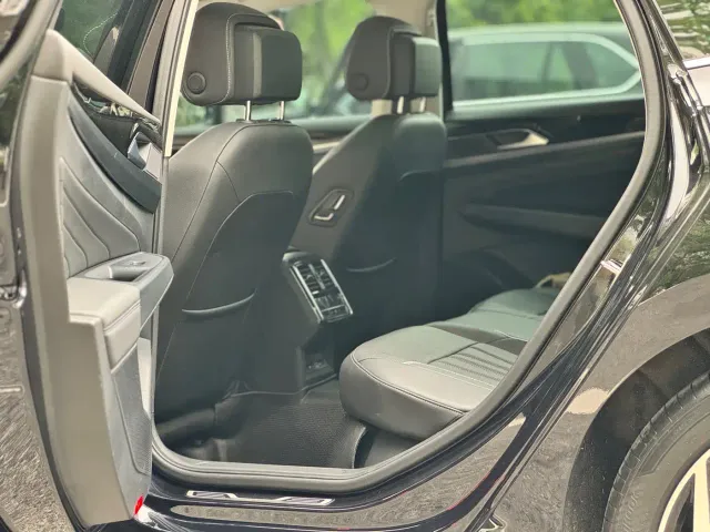 Volkswagen Passat — Фото автомобиля 9
