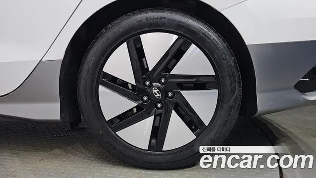 Hyundai Ioniq 6 — Фото автомобиля 6