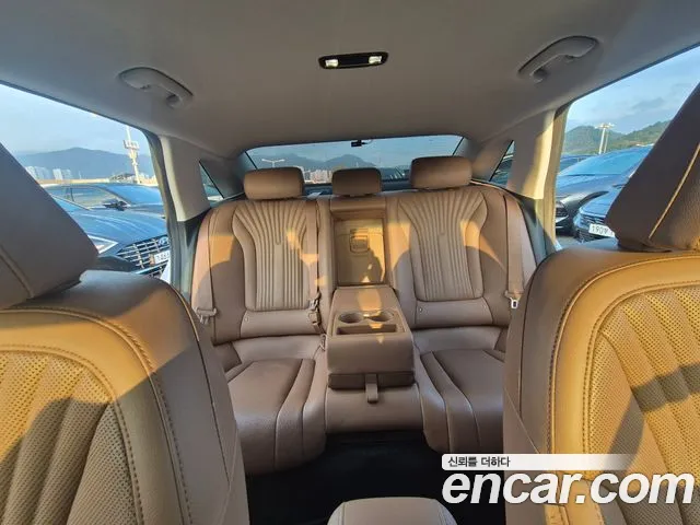 Hyundai Grandeur GN7 — Фото автомобиля 14