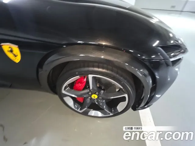 Ferrari Purosangue — Фото автомобиля 15